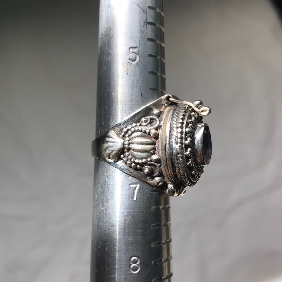 Faceted amethyst 925 sterling silver poison ring - Picture 4 of 8